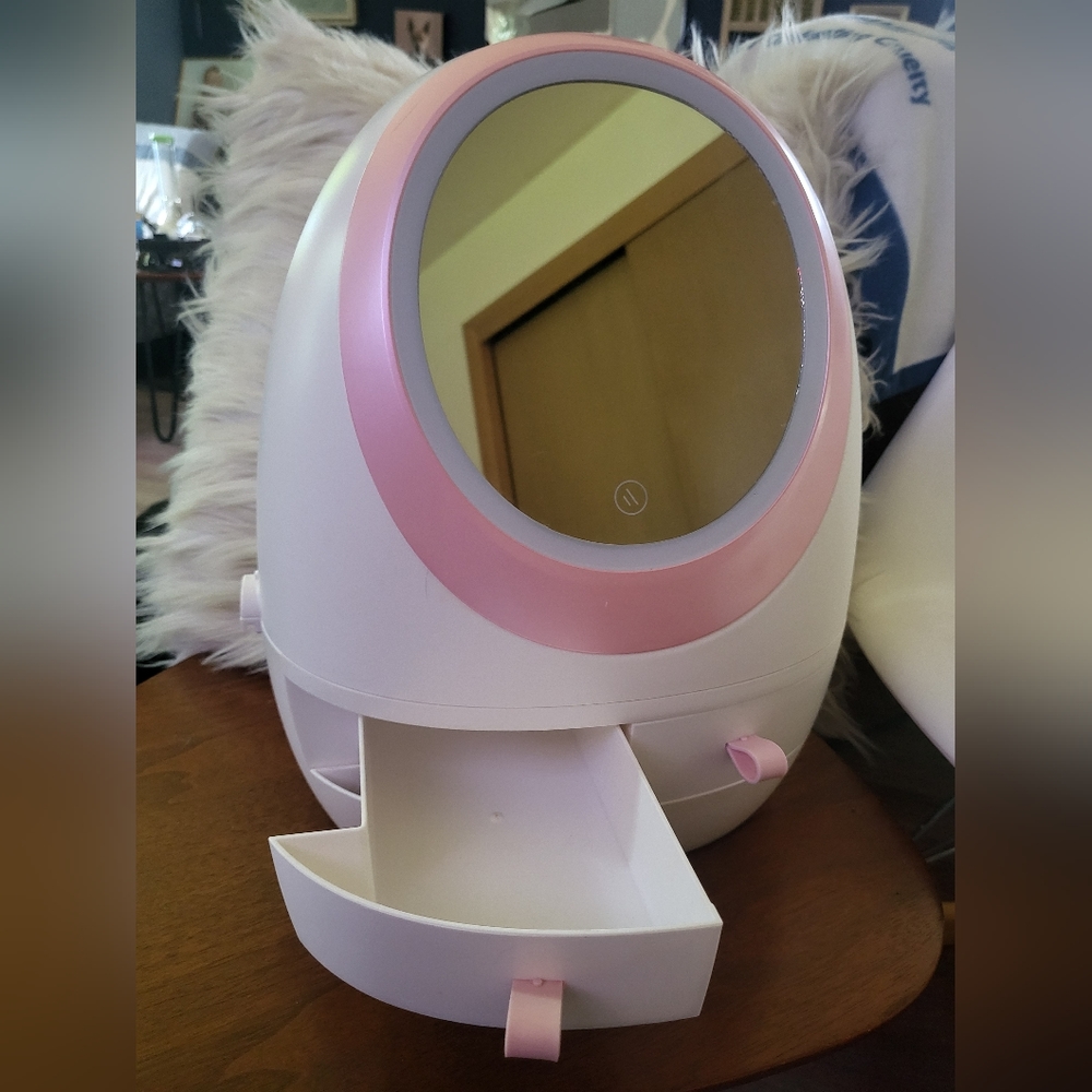 3 Drawer + Extra Storage Makeup Mirror - Picture 2 of 10